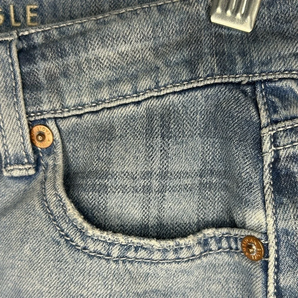 American Eagle Highest Rise Mom Short Blue Plaid Denim Women’s Size 4 Preppy
